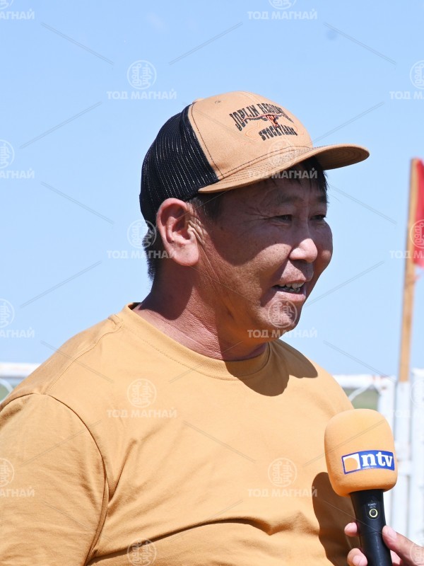 Аймгийн алдарт Батсүх