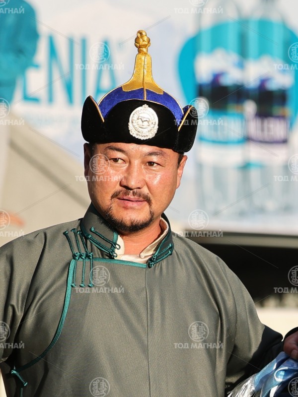 Аймгийн алдарт Баярмагнай